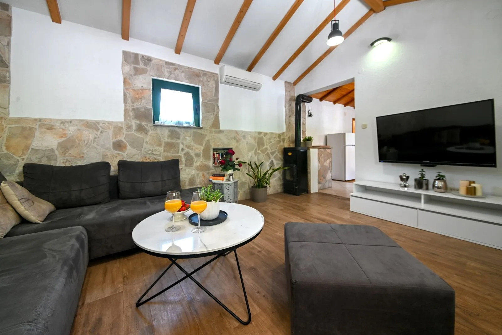 Villa Silentio near Makarska, complete privacy