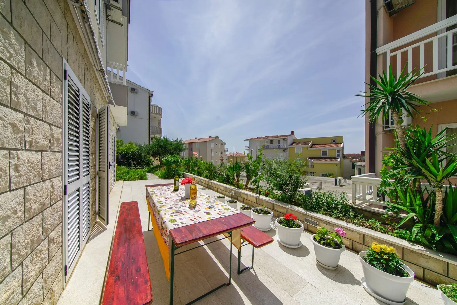 Apartments Snjezana