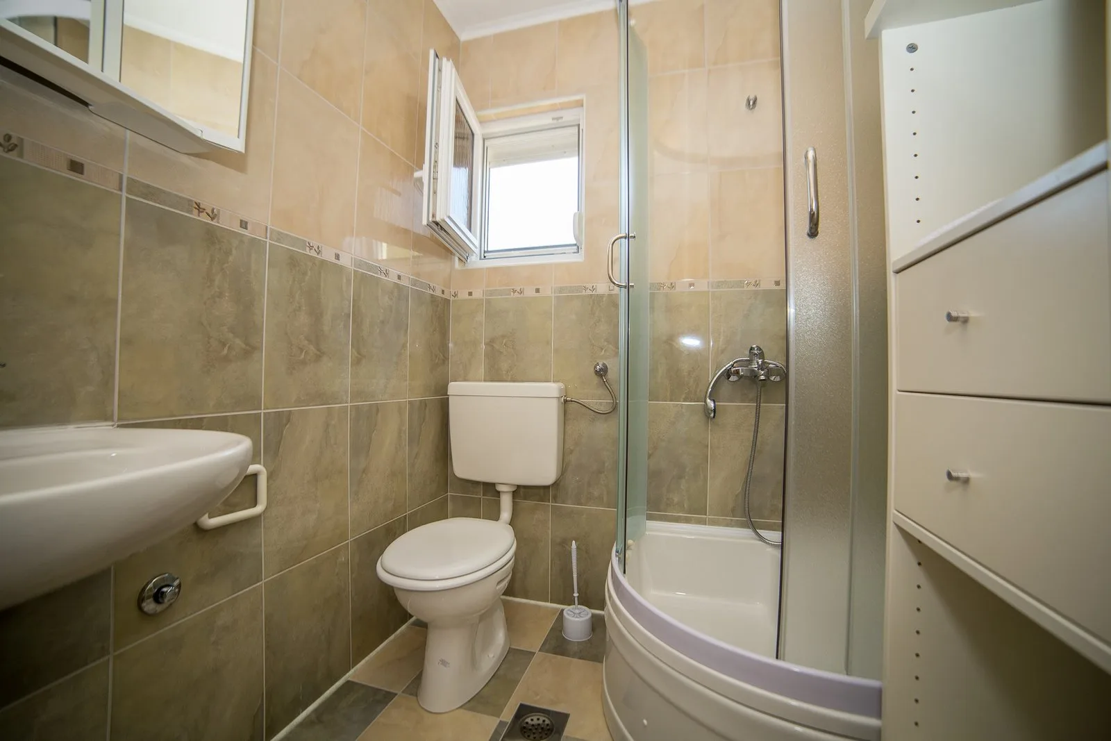 Apartment Bangel