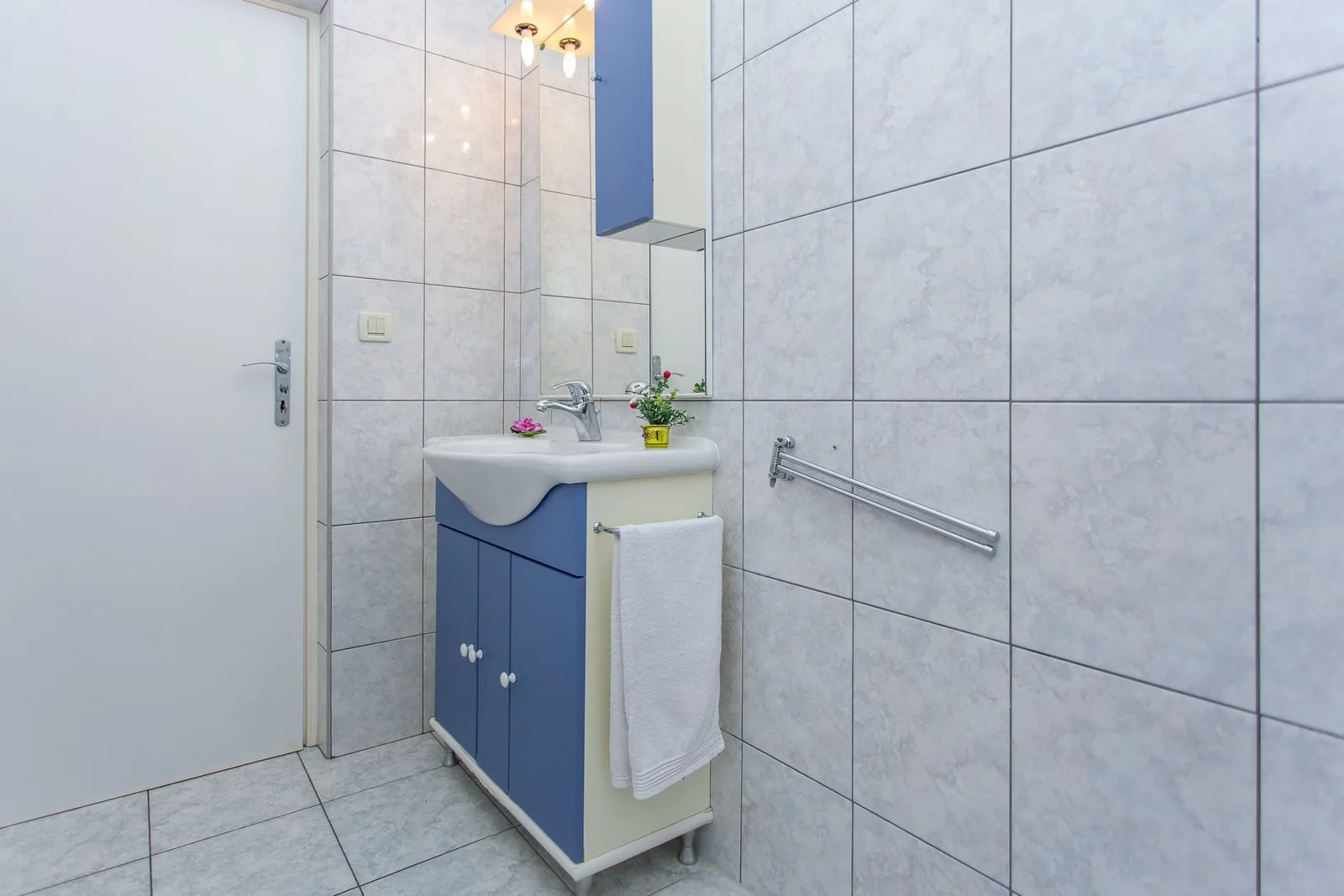 Apartments Snjezana