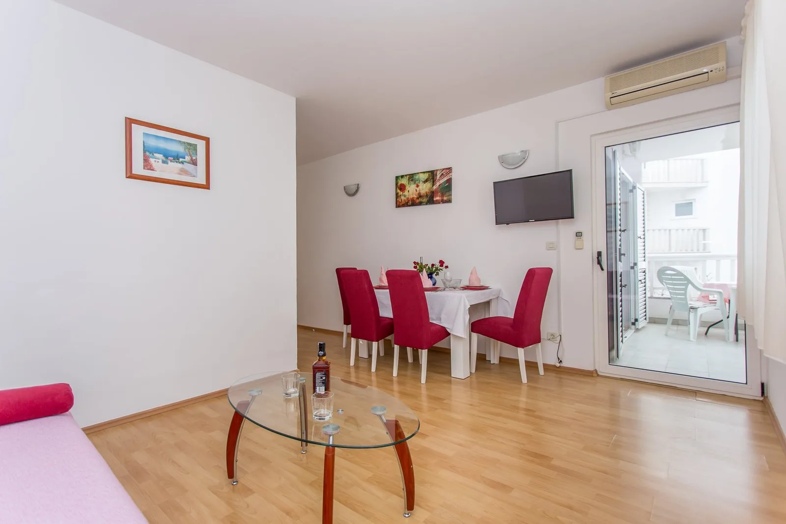 Apartments Snjezana